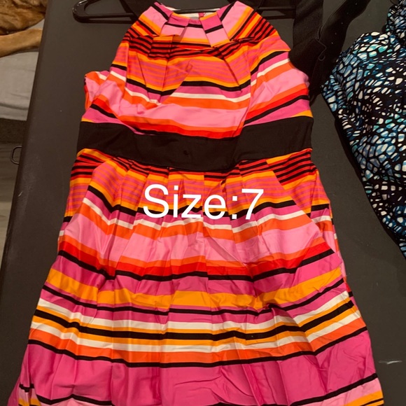 Dresses & Skirts - Dress